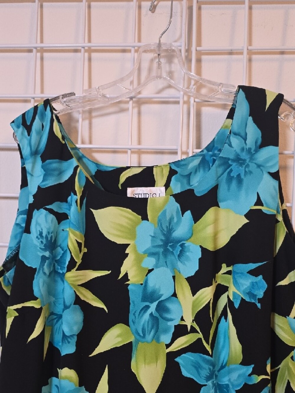 Studio I Black Midi Dress with Blue & Lime Tropical Floral Print Size 18W - Picture 3 of 11
